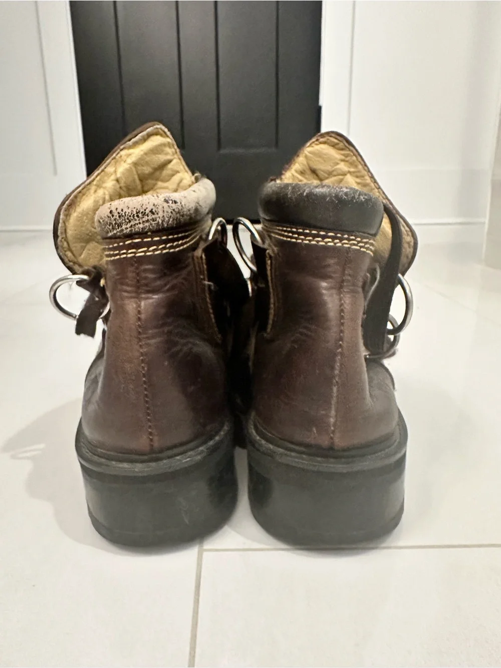 Vintage Y2K 90’s Brown Leather Hiking Boots with Contrast Stitching
